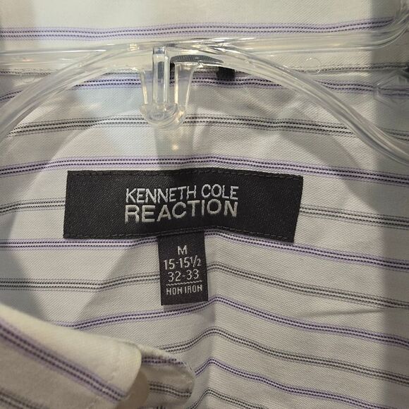 Kenneth Cole Reaction White and Blue Casual Button Down Shirt - Picture 3 of 3